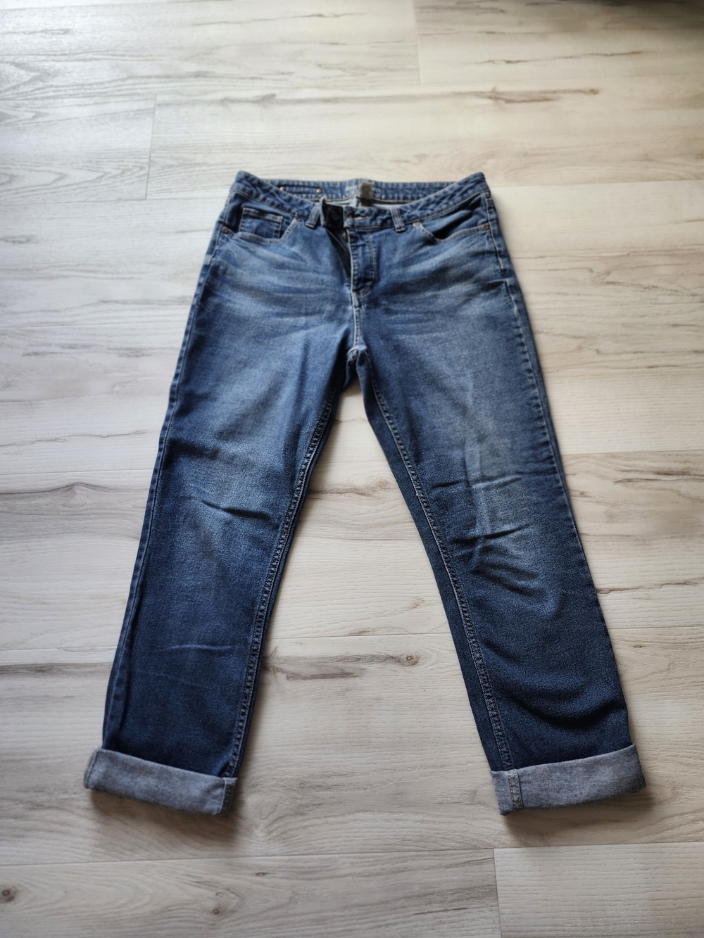 Blue Women's Straight-Leg Jeans